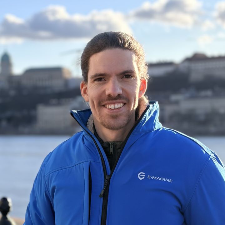 A profile picture of Gábor, one of the best tour guides you can find in Budapest.